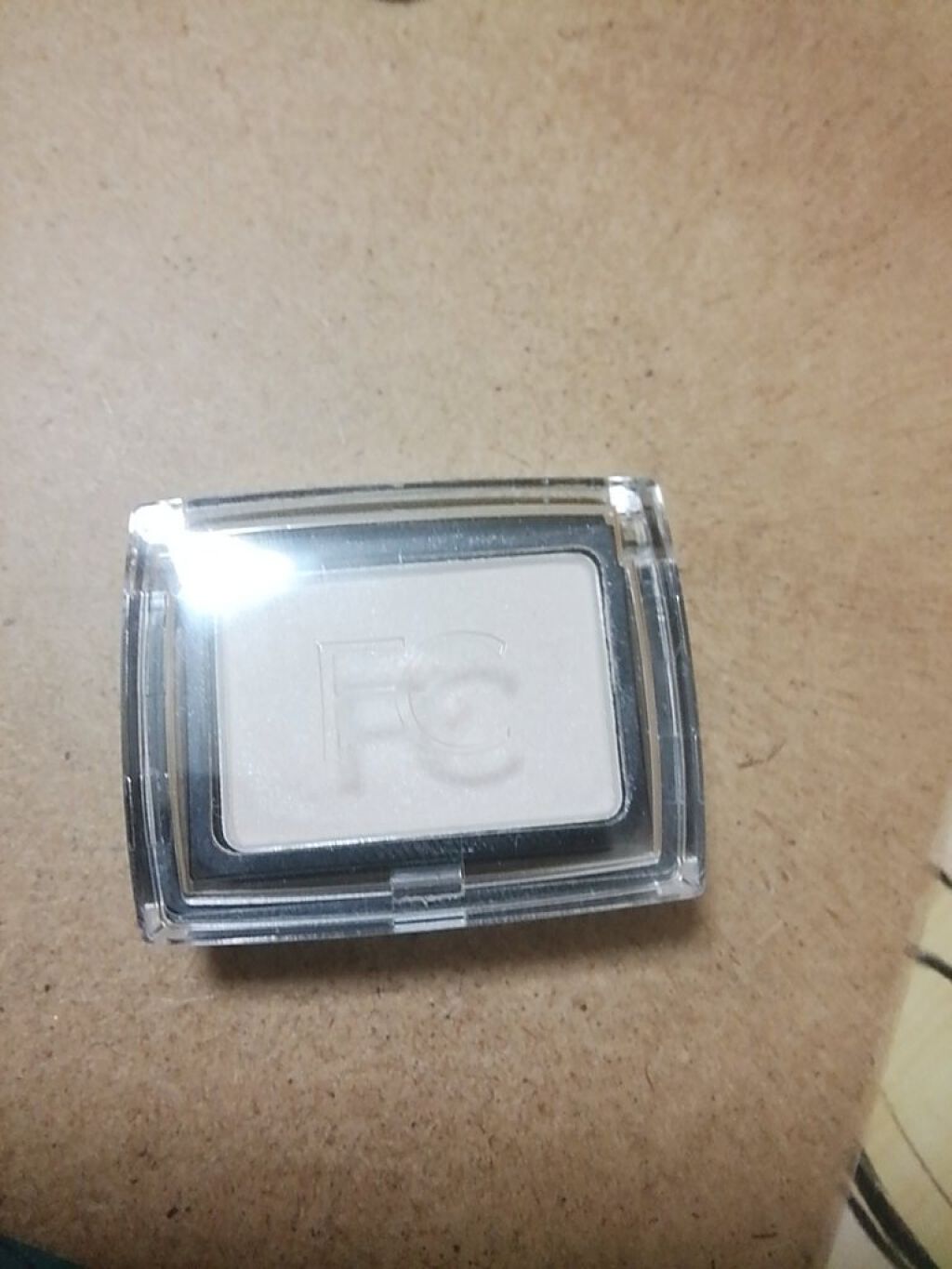 パウダーアイカラー 39 サテンホワイト