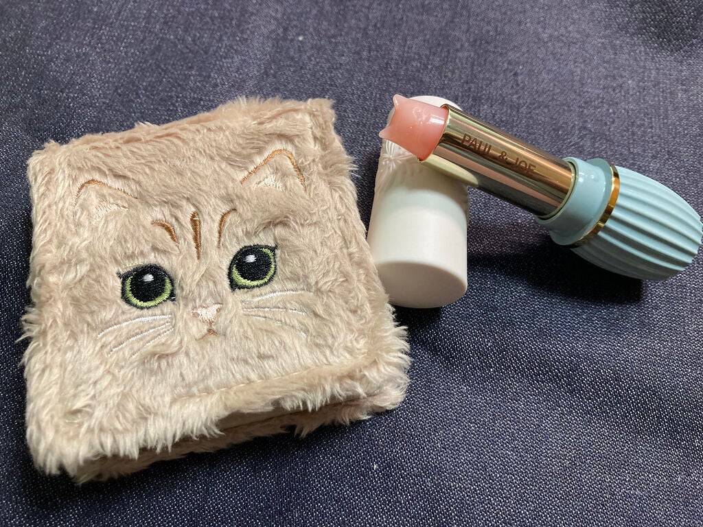 リップスティック トリートメント/PAUL & JOE BEAUTE/リップケアを使ったクチコミ(7枚目)