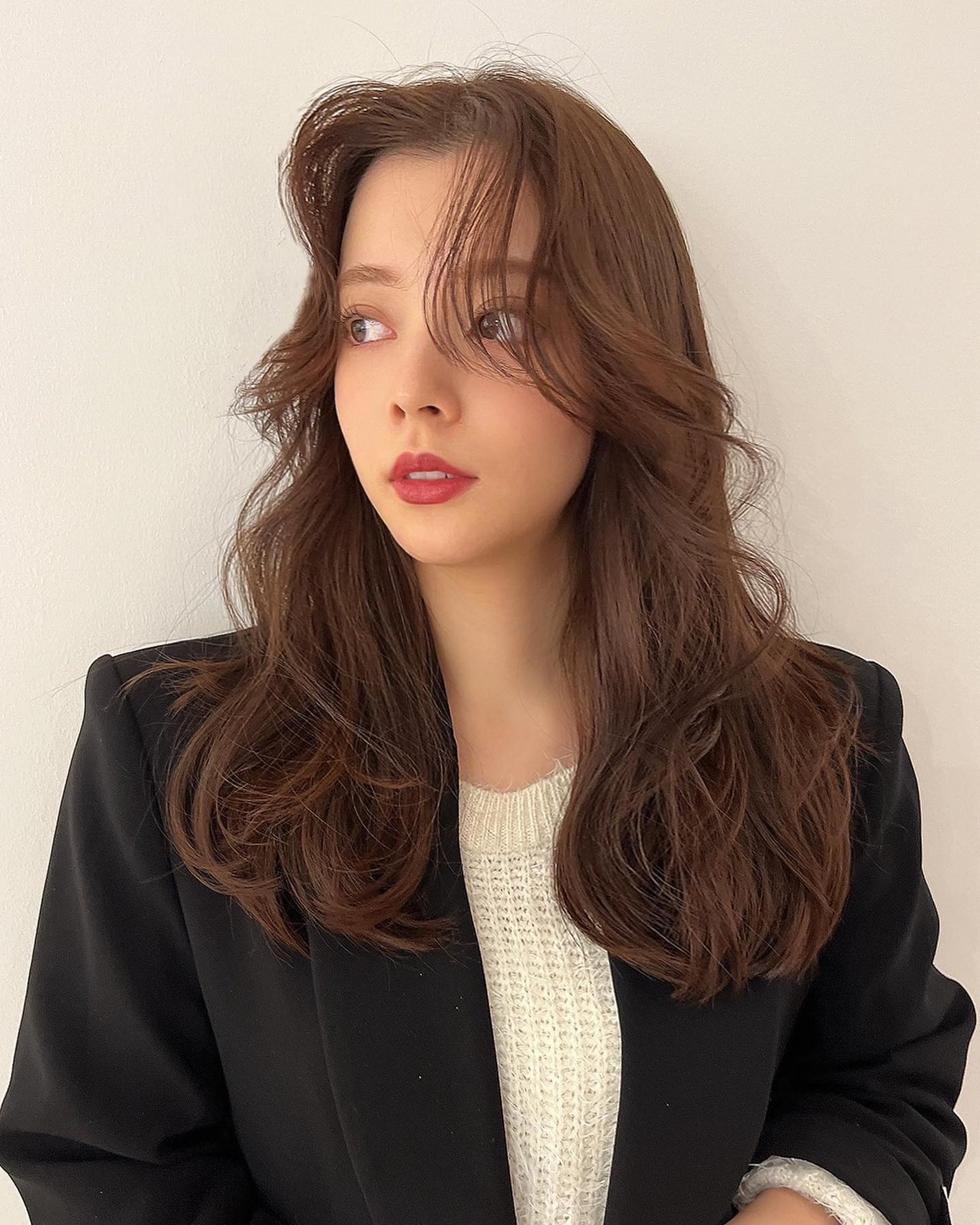 HARUNA on LIPS 「巻き方で変わる‼️色んな巻き方を楽しめます♪.🙋🏼♀️私の載..」(4枚目)