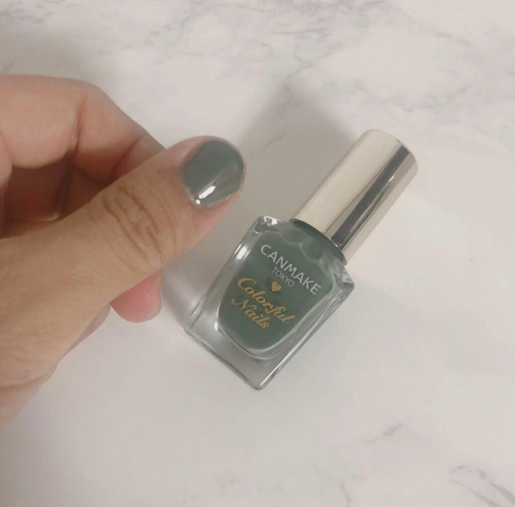 カラフルネイルズ/キャンメイク/マニキュアを使ったクチコミ(2枚目)
