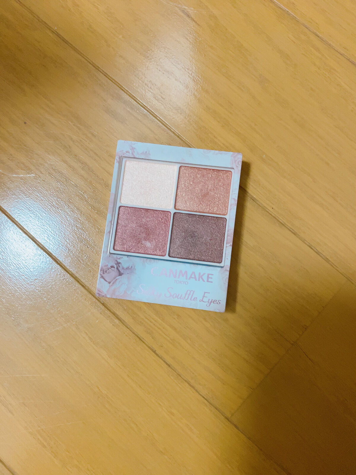 シルキースフレアイズ/キャンメイク/アイシャドウパレットを使ったクチコミ（1枚目）