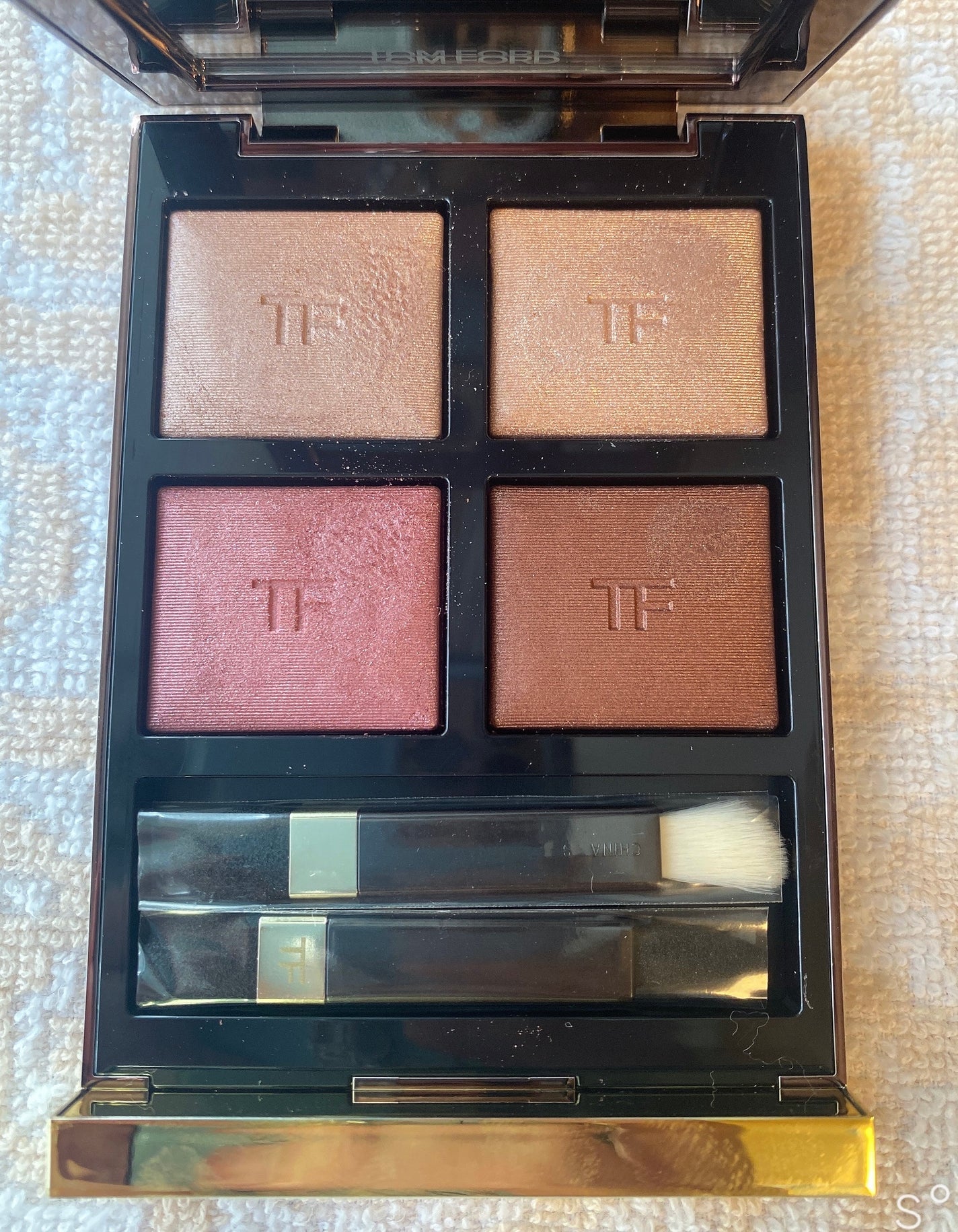 アイ カラー クォード/TOM FORD BEAUTY/アイシャドウパレットを使ったクチコミ(2枚目)