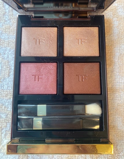 アイ カラー クォード/TOM FORD BEAUTY/アイシャドウパレットを使ったクチコミ(2枚目)