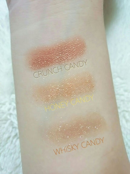 16CANDY ROCK PEAEL POWDER/16BRAND/単色アイシャドウを使ったクチコミ(3枚目)