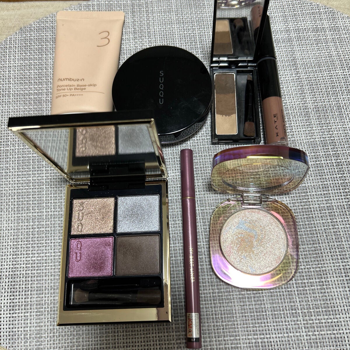 ケイト デザイニングアイブロウ3D/KATE/パウダーアイブロウを使ったクチコミ(2枚目)