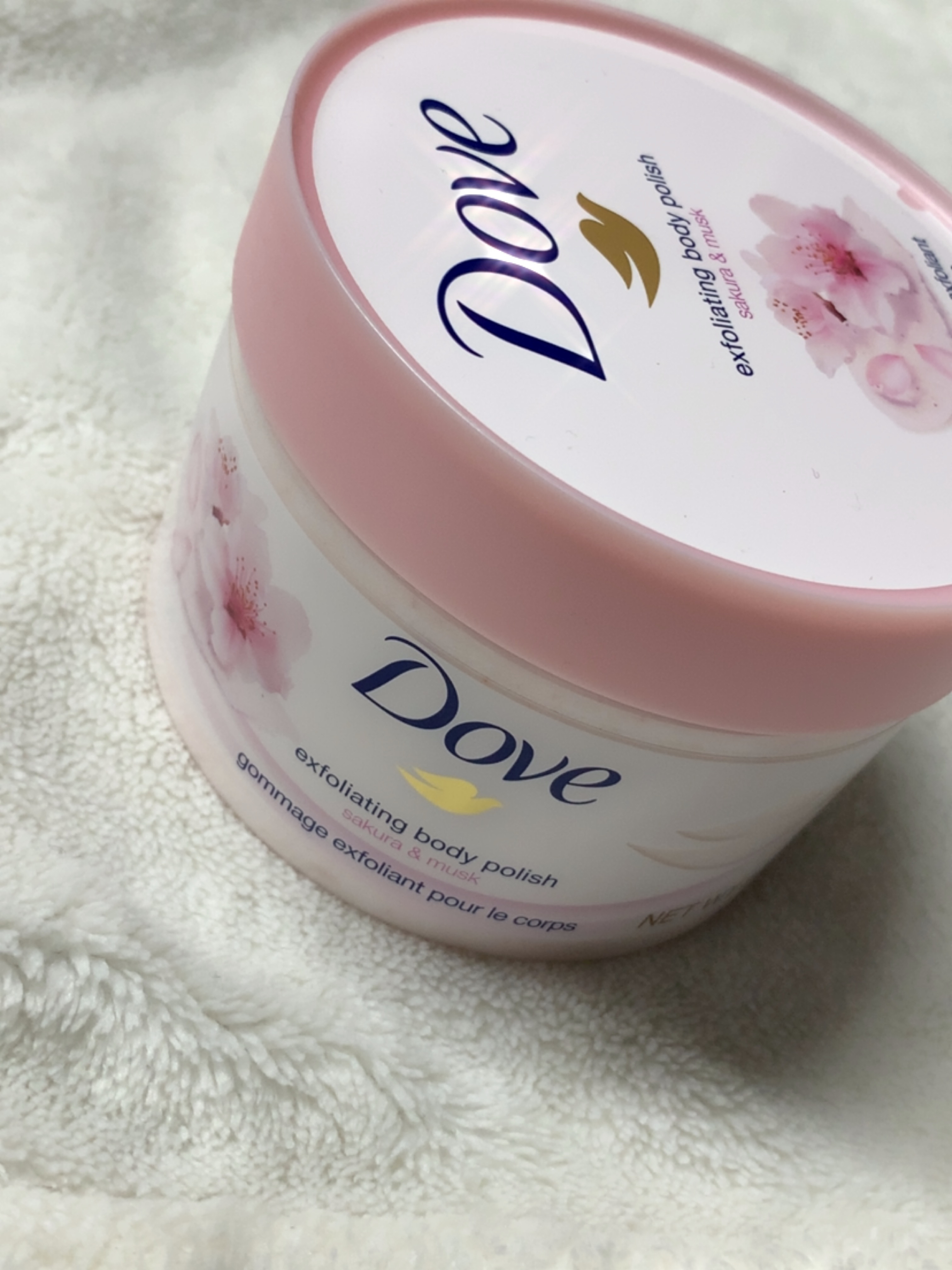 ダヴ ふわとろクリーミースクラブ サクラ＆ムスク/ダヴ/ボディスクラブを使ったクチコミ（1枚目）