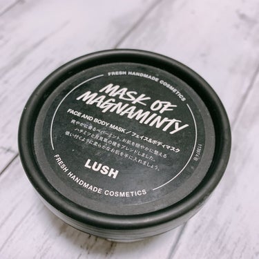 ラッシュ パワーマスク SPのクチコミ「頂いてからリピートしてる
LUSHのパワーマスク❁⃘*.ﾟ

メンソールでスーッとして
これか.....」（1枚目）