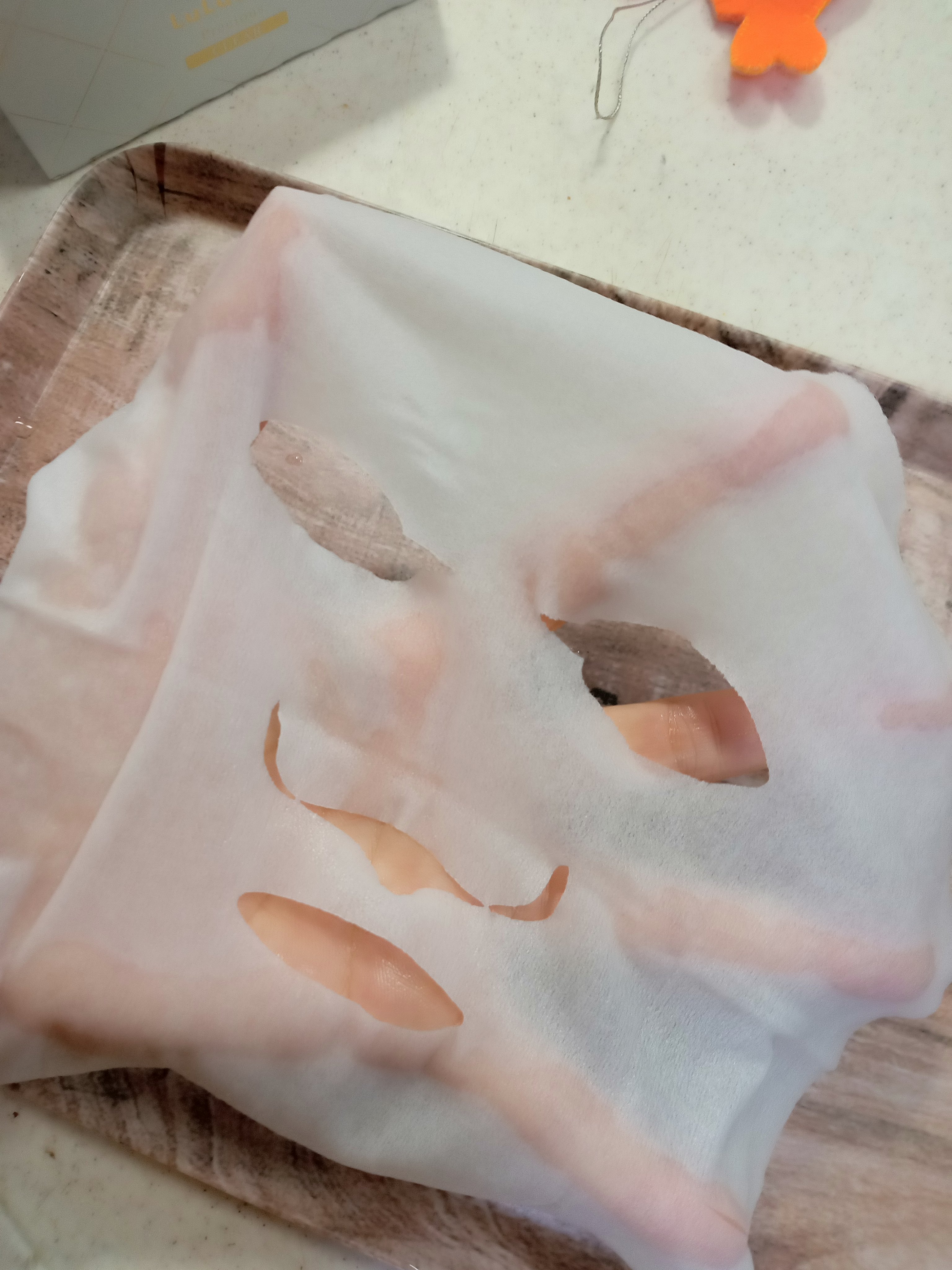 ルルルンプレシャス WHITE(クリア)【旧】 ルルルンプレシャス WHITE（クリア）32枚入【旧】/ルルルン/シートマスク・パックを使ったクチコミ（3枚目）