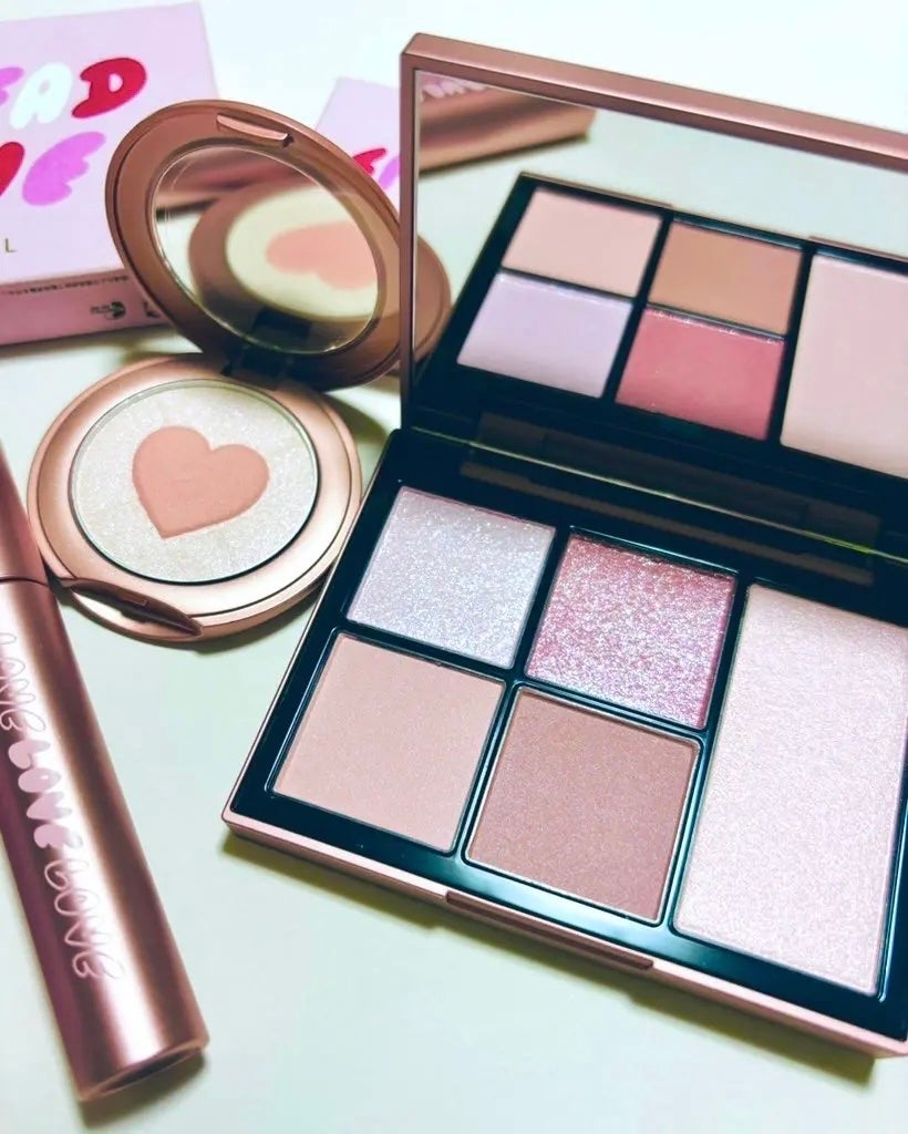 フェイス スタイリスト/SNIDEL BEAUTY/アイシャドウパレットを使ったクチコミ(1枚目)