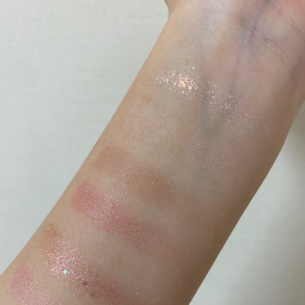 グリッターペディアアイパレット/unleashia/アイシャドウパレットを使ったクチコミ(3枚目)