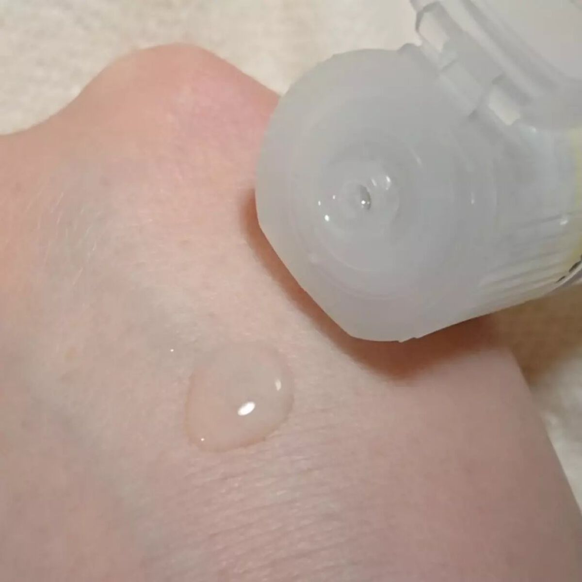 ブライトニング 化粧液 II しっとり<医薬部外品>/ファンケル/化粧水を使ったクチコミ(4枚目)