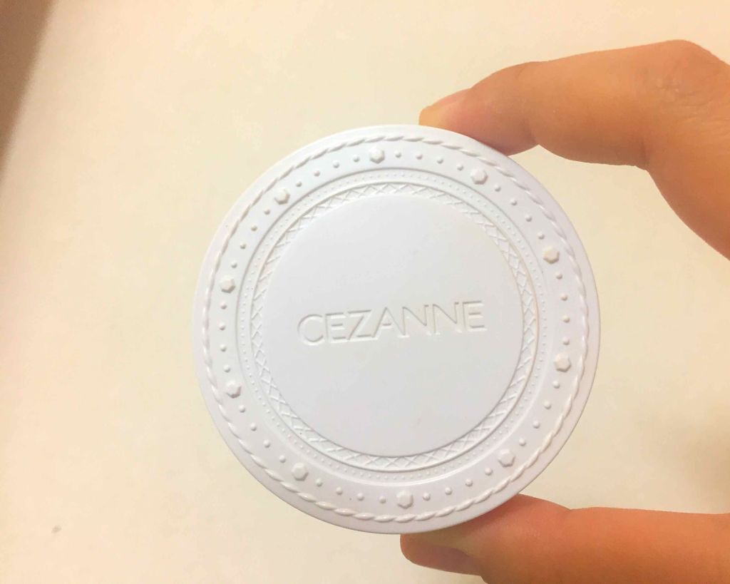 UVクリアフェイスパウダー/CEZANNE/プレストパウダーを使ったクチコミ（1枚目）
