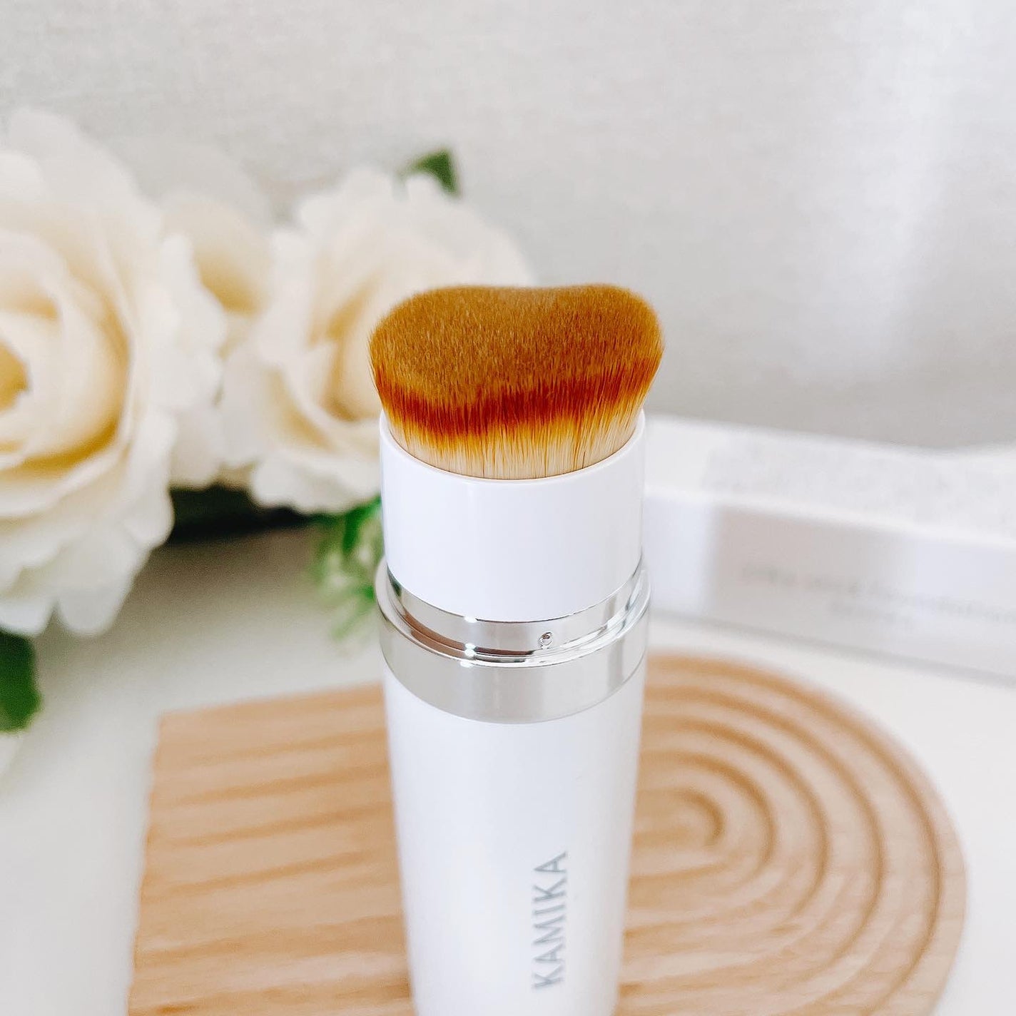 シルキースティックファンデーション/KAMIKA/その他ファンデーションを使ったクチコミ(3枚目)