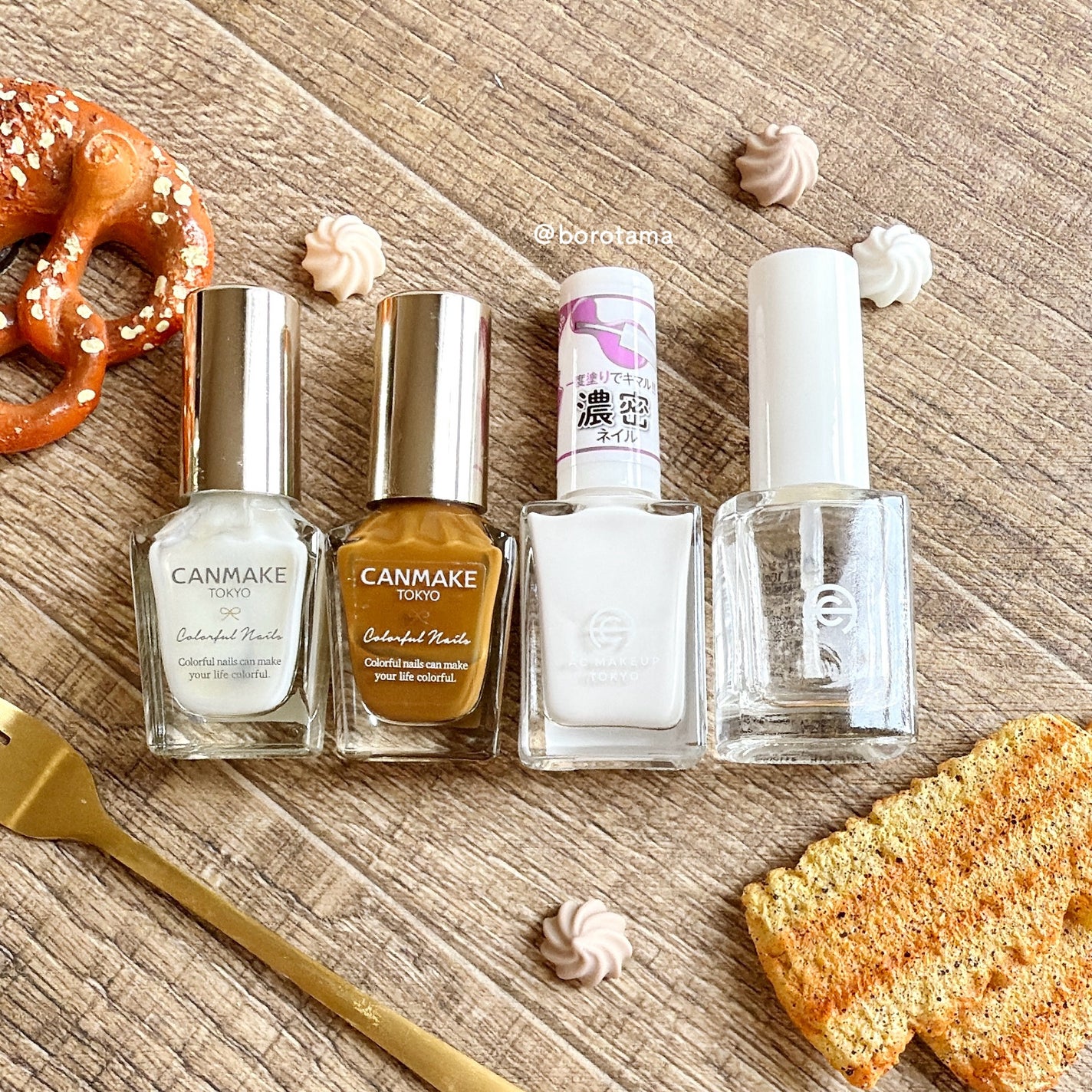カラフルネイルズ/キャンメイク/マニキュアを使ったクチコミ(3枚目)