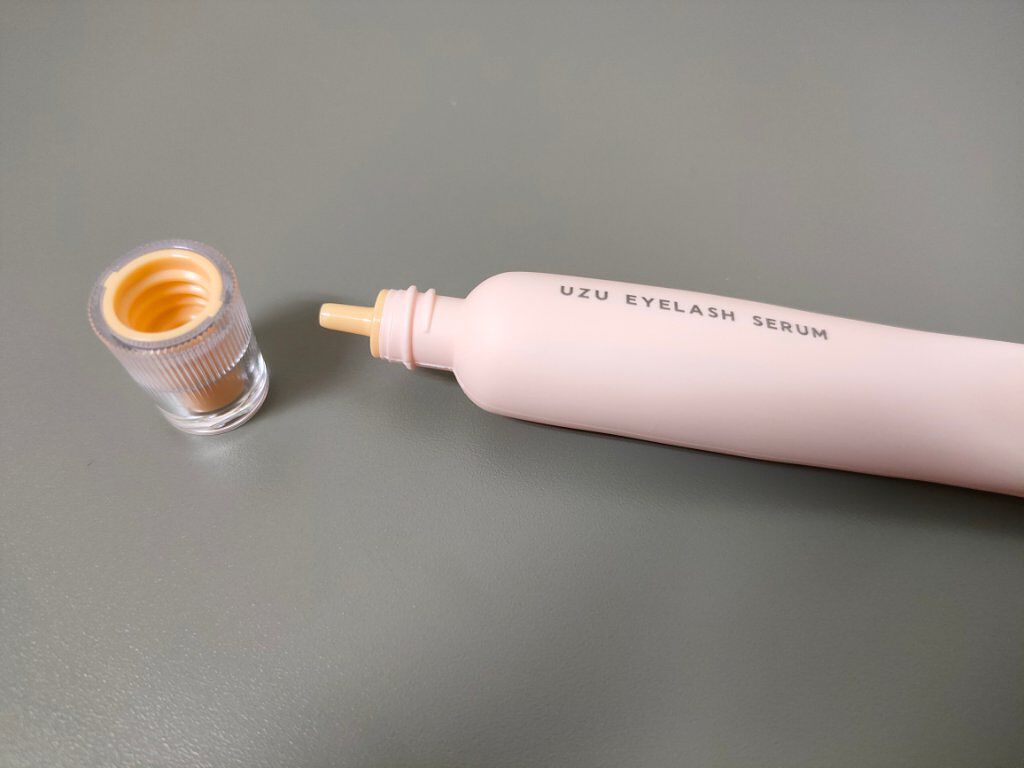 まつげ美容液（まつげ・目もと美容液）/UZU BY FLOWFUSHI/まつげ美容液を使ったクチコミ（2枚目）