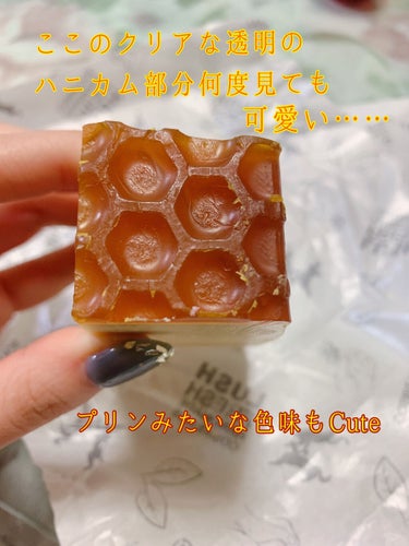 ラッシュ みつばちマーチのクチコミ「甘い蜂蜜の香りで
毎日のバスタイムに幸せをプラス🍯🐝

LUSH みつばちマーチ    100.....」（2枚目）