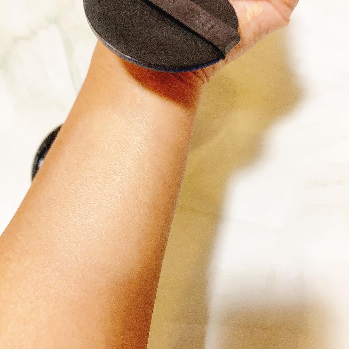 ベルベットジュエルクッション/BIVABOO/クッションファンデーションを使ったクチコミ（3枚目）