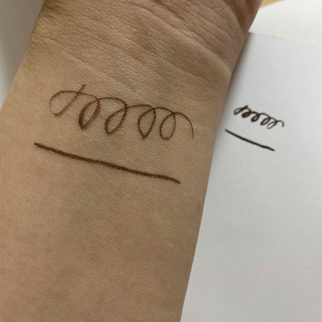 スキルレスライナー/LUMIURGLAS/リキッドアイライナーを使ったクチコミ（3枚目）