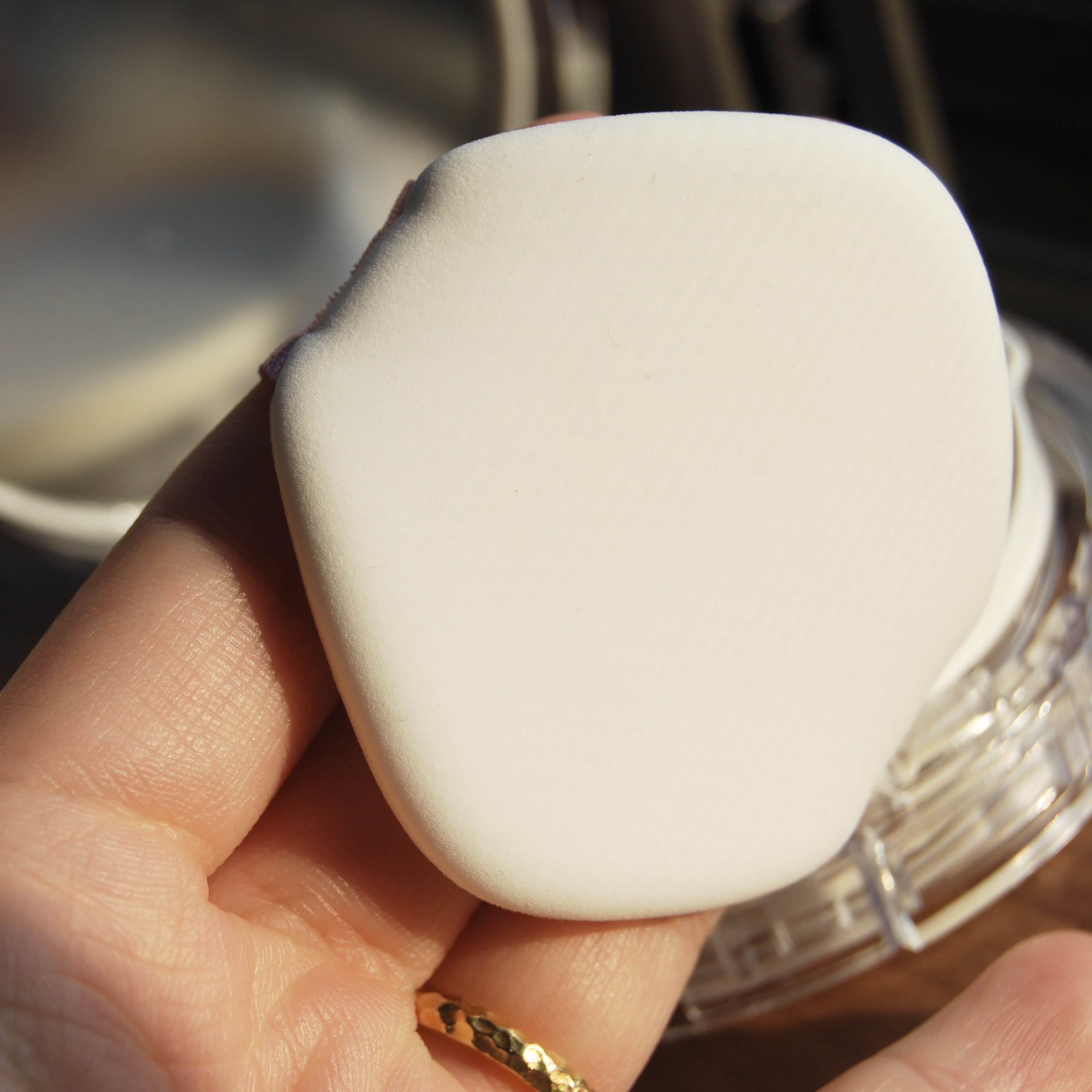 デューイーラスティングクッション/THE FACE SHOP/クッションファンデーションを使ったクチコミ（3枚目）