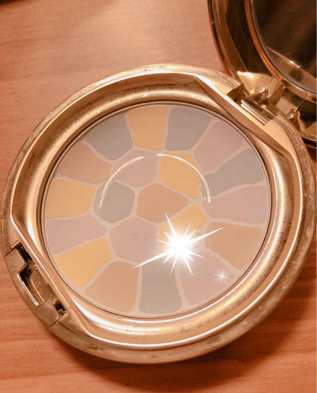 ラ プードル オートニュアンス/Elégance/プレストパウダーを使ったクチコミ(1枚目)