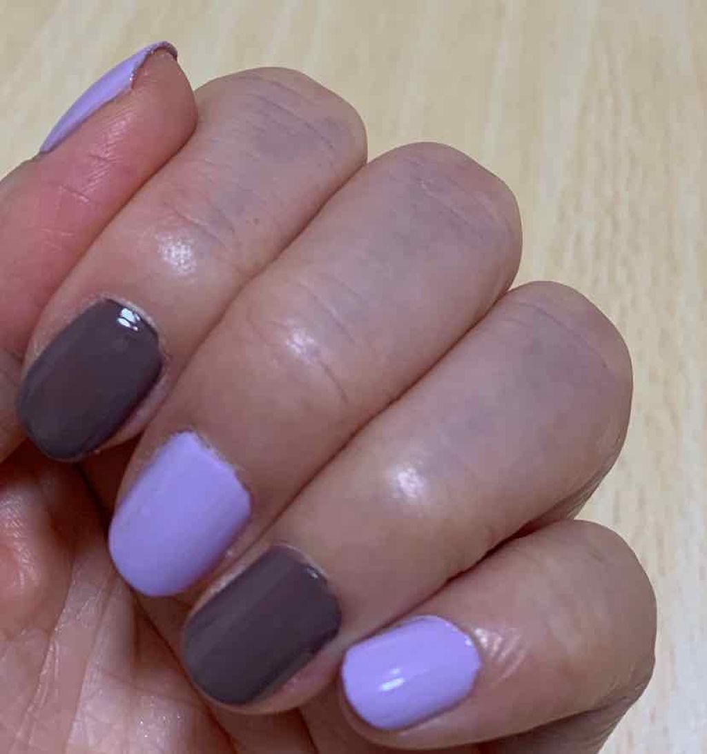 カンコレネイルカラー/DAISO/マニキュアを使ったクチコミ（2枚目）