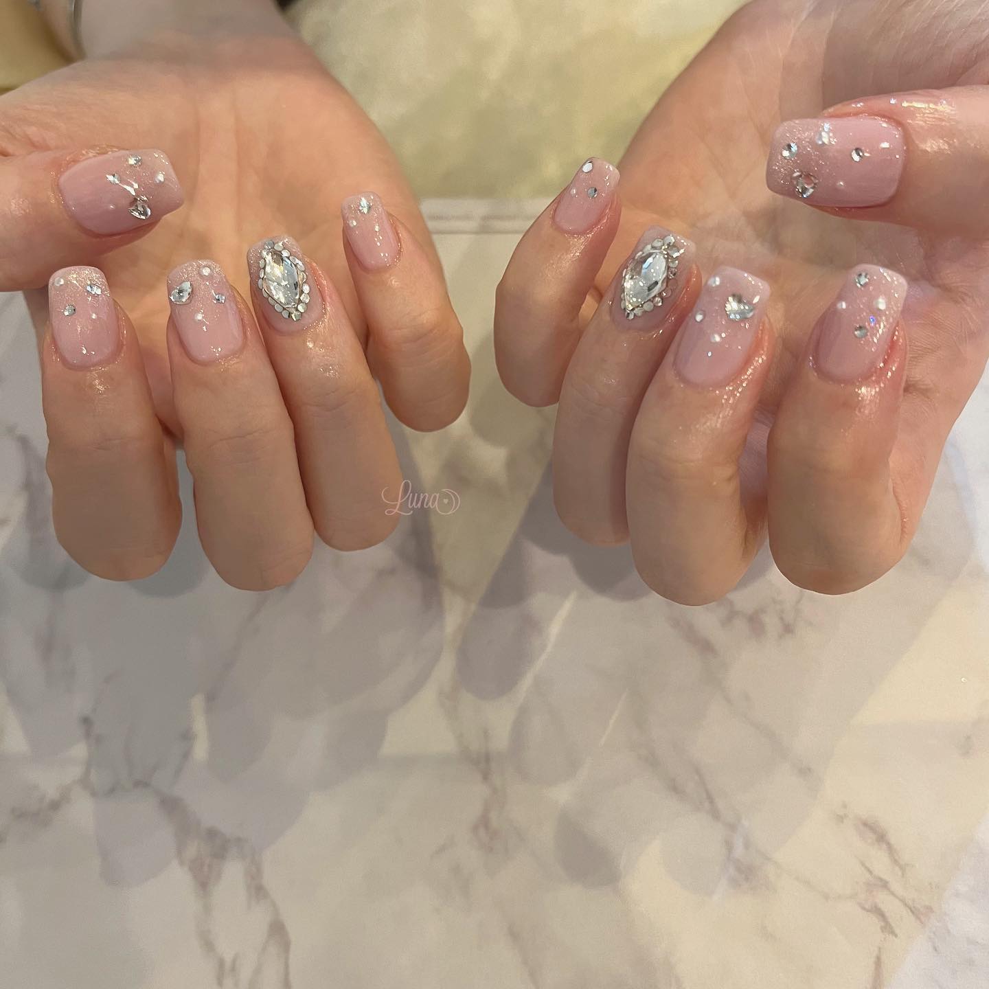 #ジェルネイル,#ワンカラーネイル,#ニュアンスネイル,#うるうるネイル,#ちゅるんネイル,#シンプルネイル,#パーツネイル,#透け感ネイル,#クリアネイル,#ぷっくりネイル,#ちぐはぐネイル,#韓国ネイル,#きらきらネイル,#うるつやネイル,#フレンチガーリーネイル,#ラメグラネイル,#ピンクネイル,#マグネットネイルのネイルデザイン