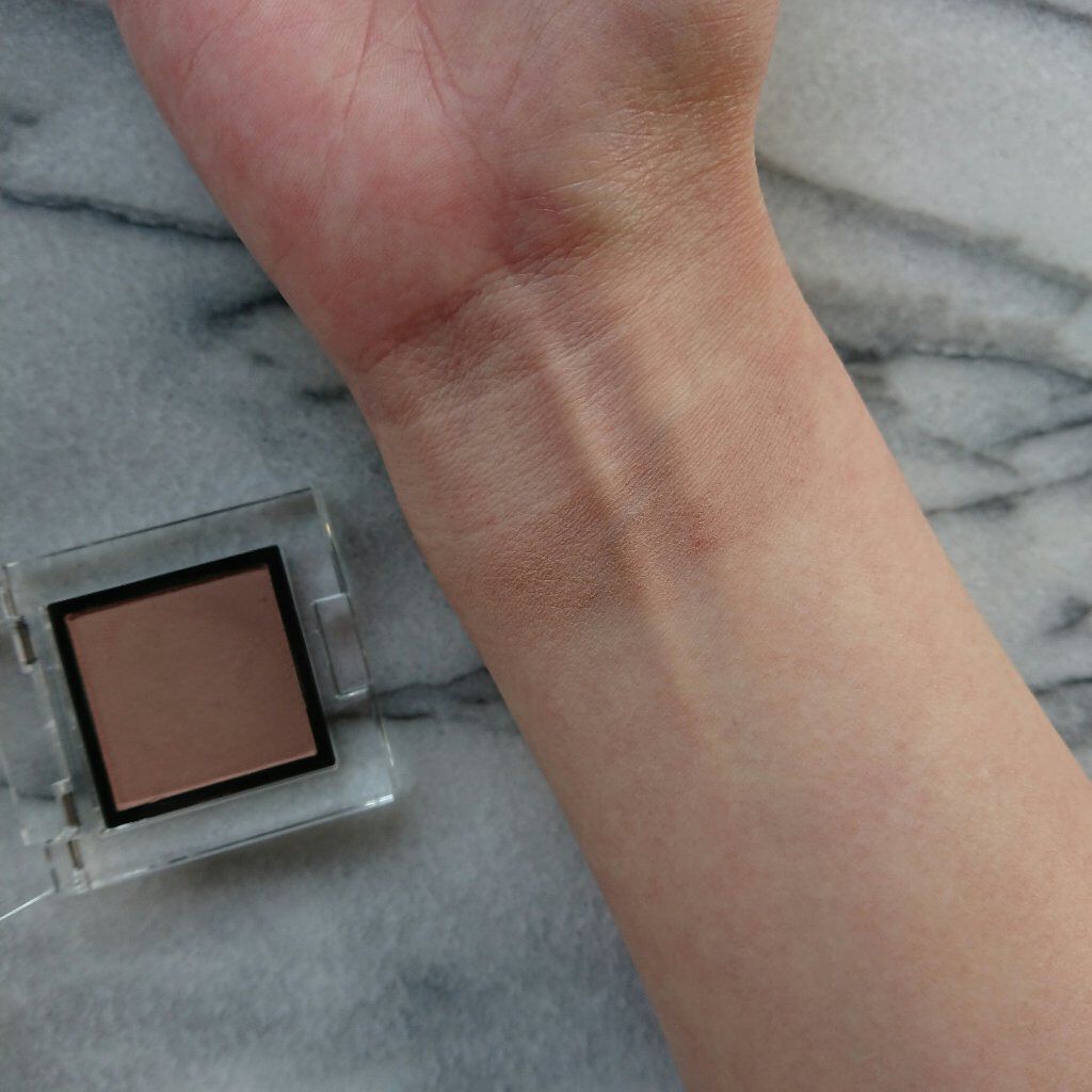 アディクション ザ アイシャドウ マット/ADDICTION/単色アイシャドウを使ったクチコミ(4枚目)