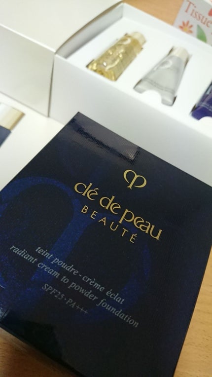 タンプードルクレームエクラ/クレ・ド・ポー ボーテ/クリーム・エマルジョンファンデーションを使ったクチコミ(1枚目)