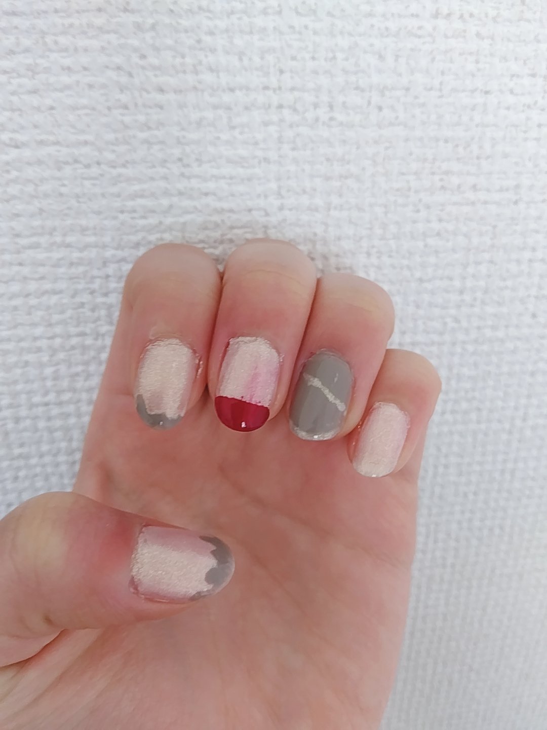 カラフルネイルズ/キャンメイク/マニキュアを使ったクチコミ（1枚目）