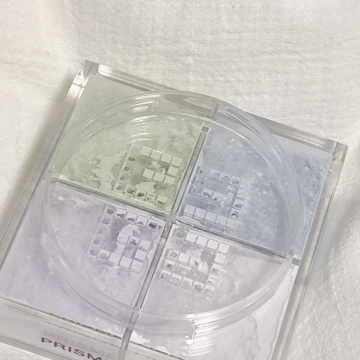 プリズム・リーブル/GIVENCHY/ルースパウダーを使ったクチコミ（1枚目）