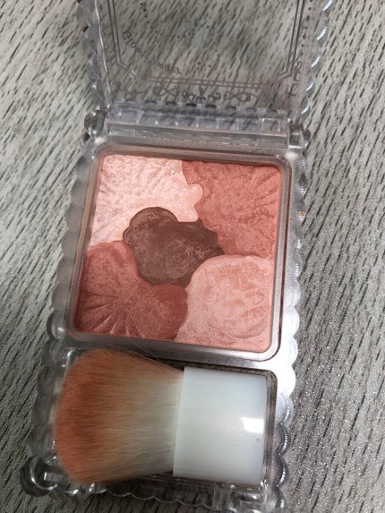 グロウフルールチークス 11 チャイフルール/キャンメイク/パウダーチークを使ったクチコミ(2枚目)