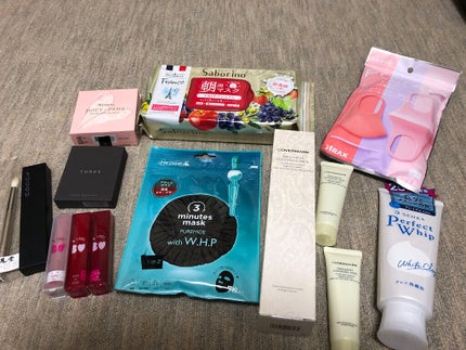 ローズグロウ リフレクションズ キャビアスティック トリオ/ローラ メルシエ/スティックアイシャドウを使ったクチコミ(2枚目)