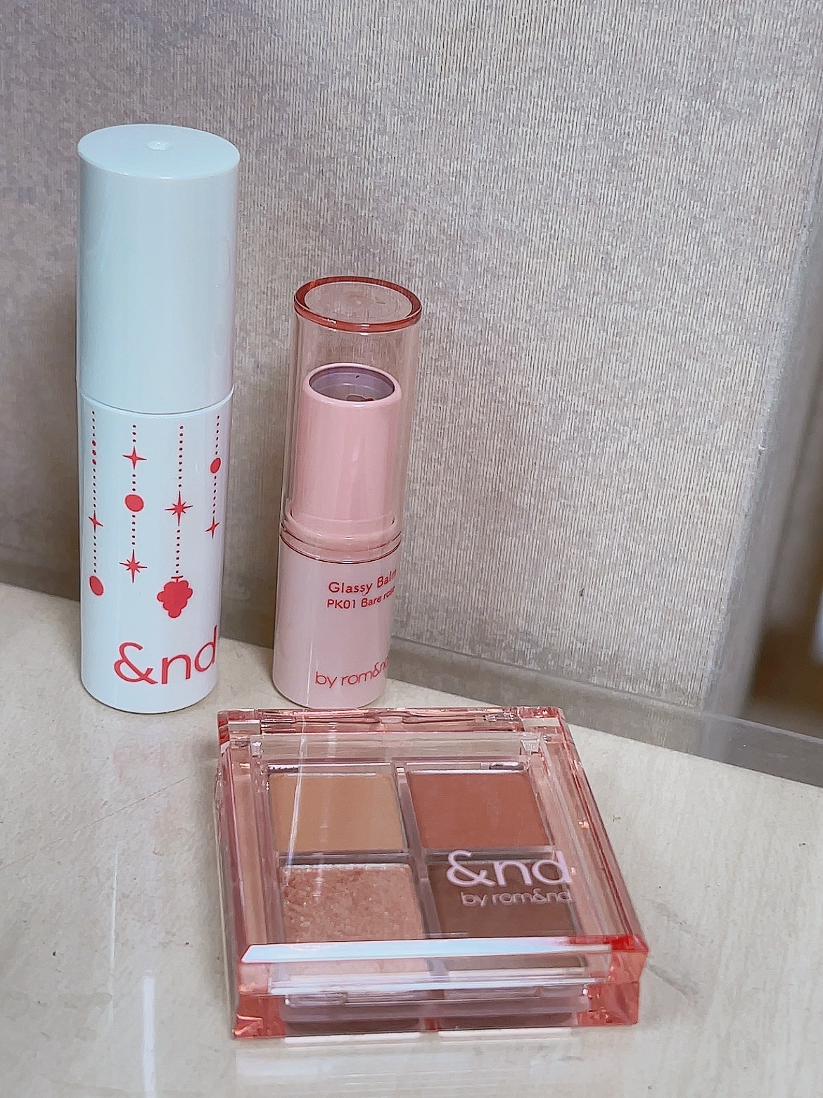 アンドバイロムアンド グラッシーバーム/&nd by rom&nd/口紅を使ったクチコミ（3枚目）