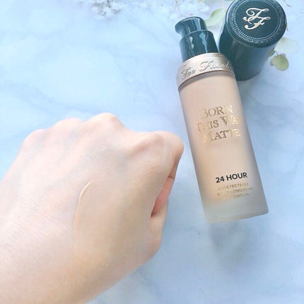 ボーン ディス ウェイ アンディテクタブル 24H マット ファンデーション/Too Faced/リキッドファンデーションを使ったクチコミ(4枚目)