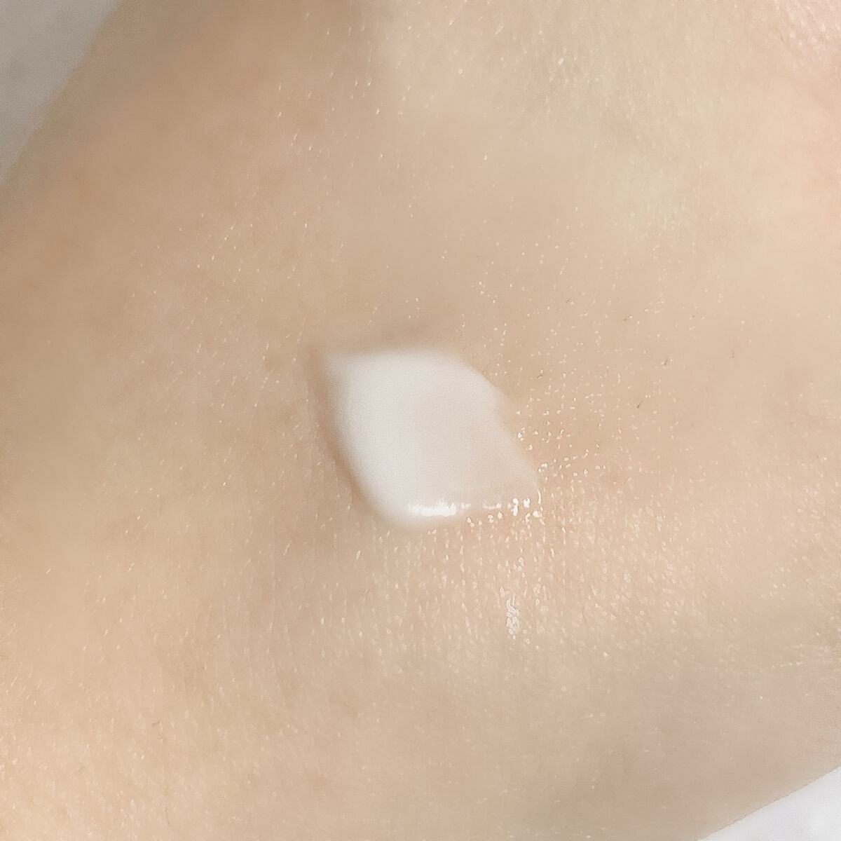 クリーム　イン　デイ/KANEBO/フェイスクリームを使ったクチコミ（2枚目）