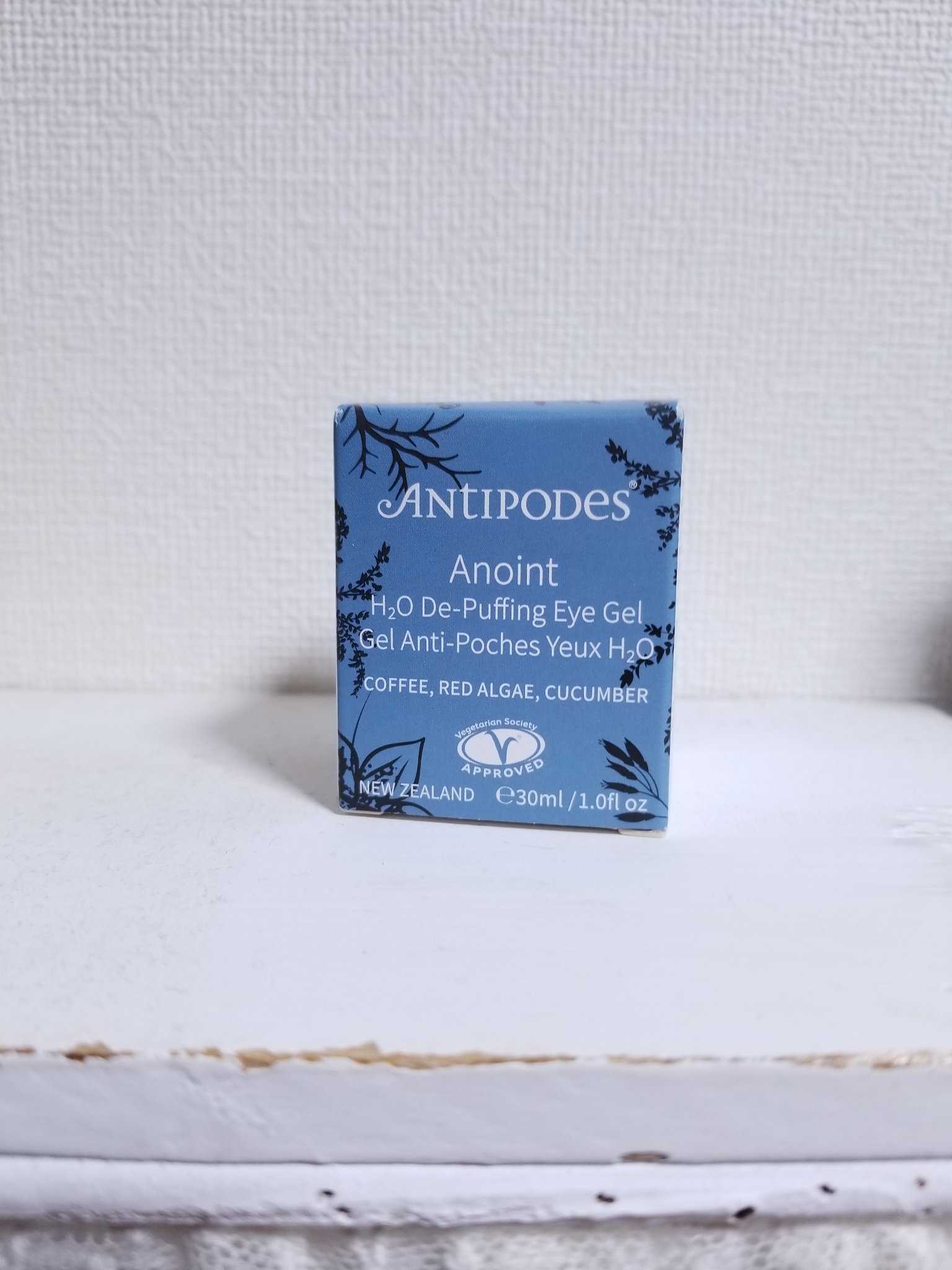 アノイント H2O ディパッフィング アイジェル/Antipodes/アイケア・アイクリームを使ったクチコミ（3枚目）