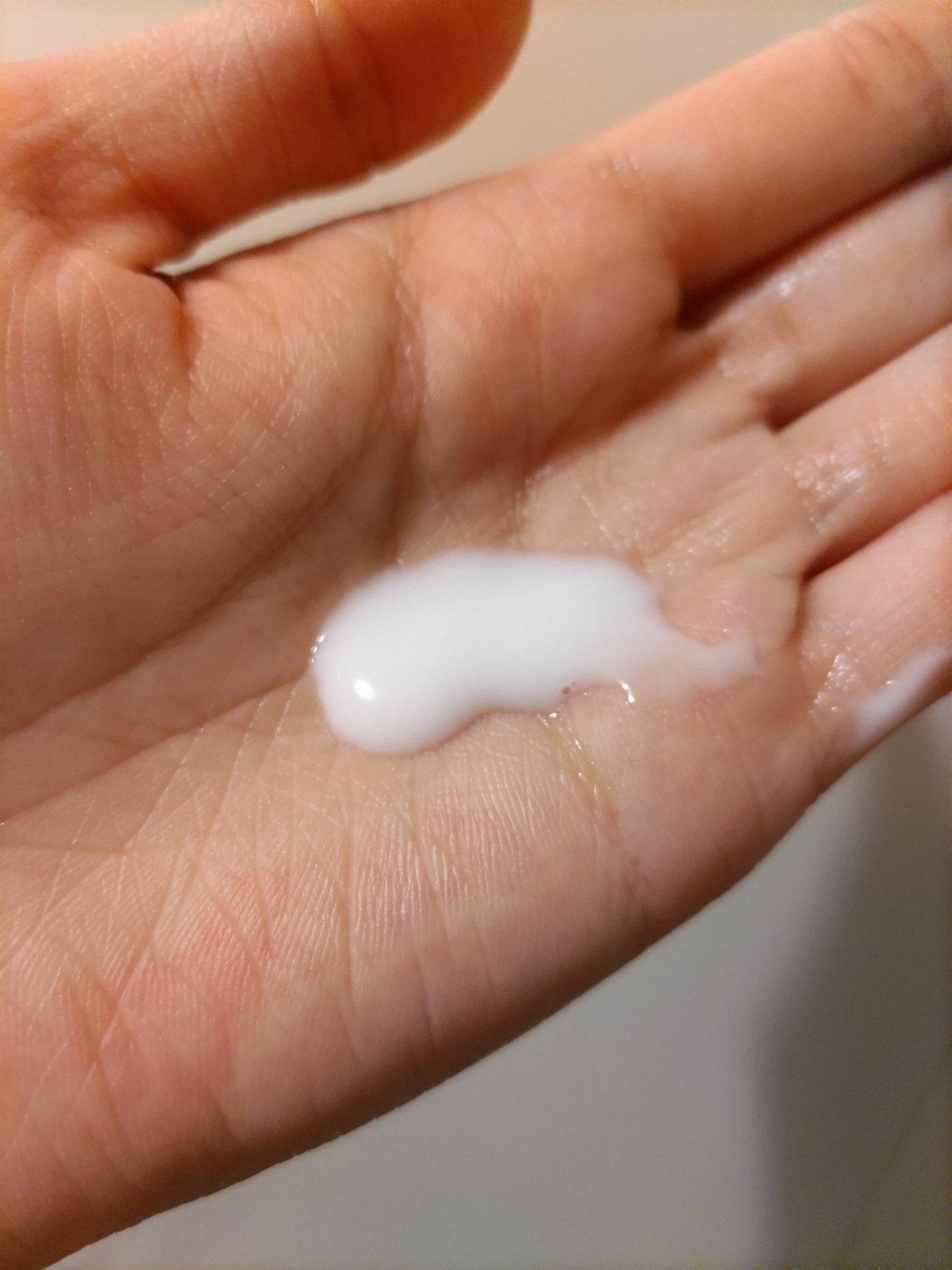 トリートメントミルク(ブライトニング)とてもしっとり/アクアレーベル/乳液を使ったクチコミ(3枚目)