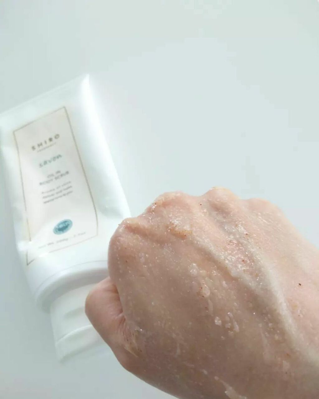 あにゃにゃ♡フォロバ100♡ on LIPS 「SHIROSAVONOILINBODY SCRUBスクラブした..」(3枚目)