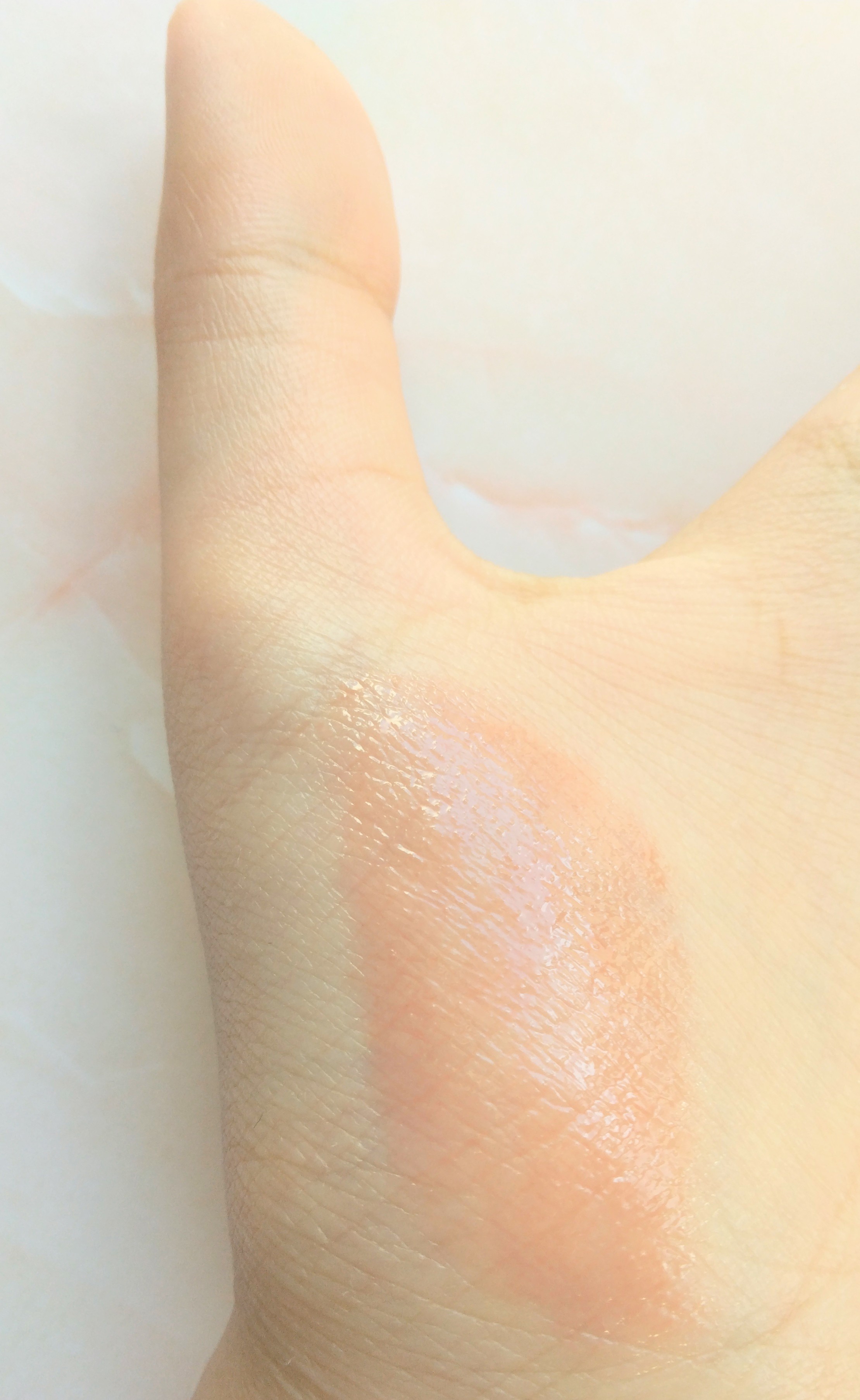 グラスティングカラーグロス/rom&nd/リップグロスを使ったクチコミ（2枚目）