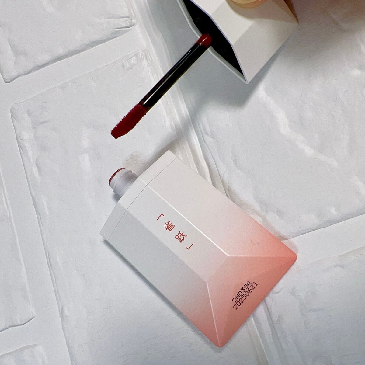 PERFECT DIARY (パーフェクトダイアリー) READ ME フローティングライト リップグロス/PERFECT DIARY/リップグロスを使ったクチコミ(2枚目)