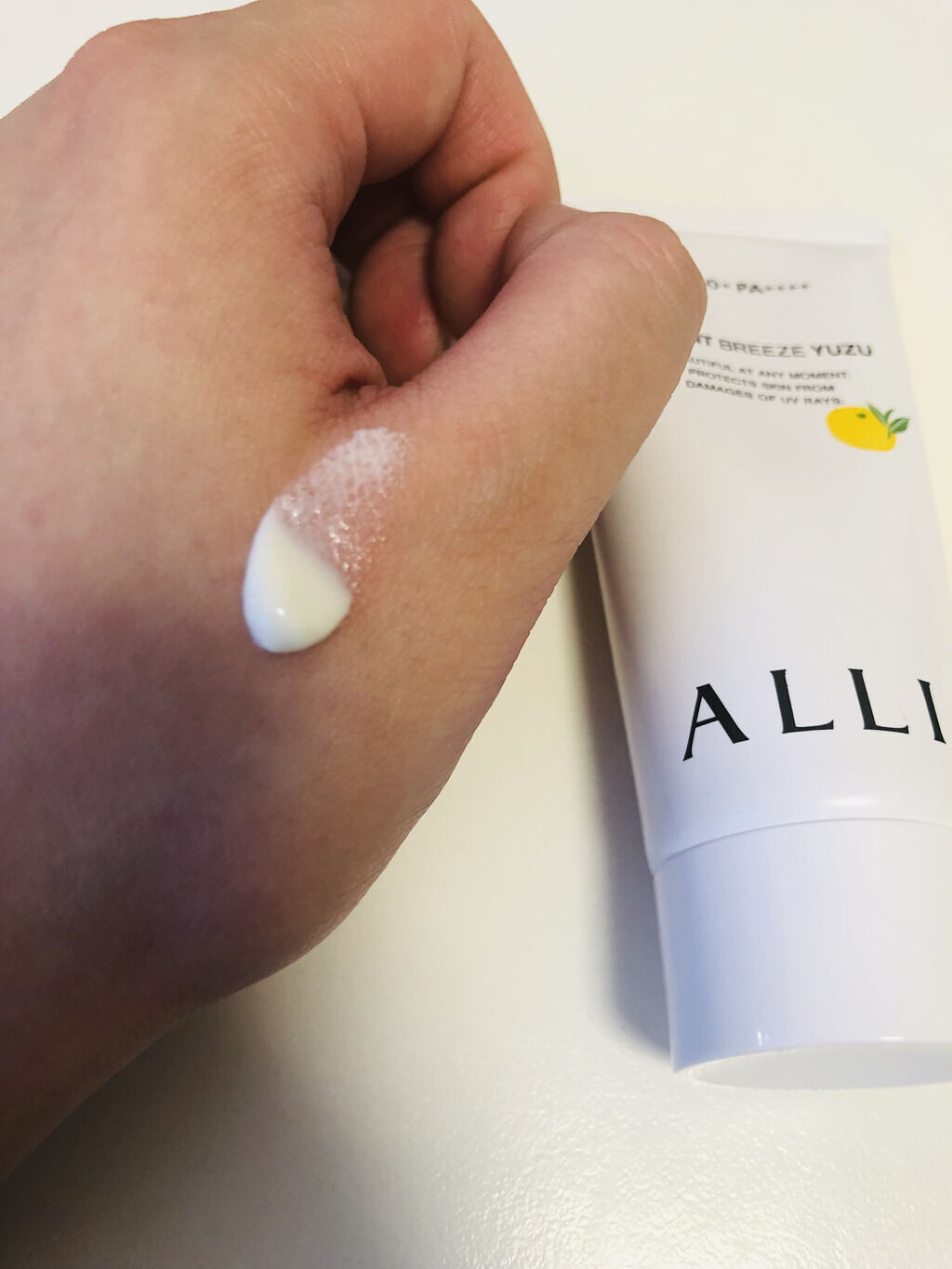 ニュアンスチェンジUV ジェル CL/アリィー/日焼け止めジェルを使ったクチコミ（3枚目）