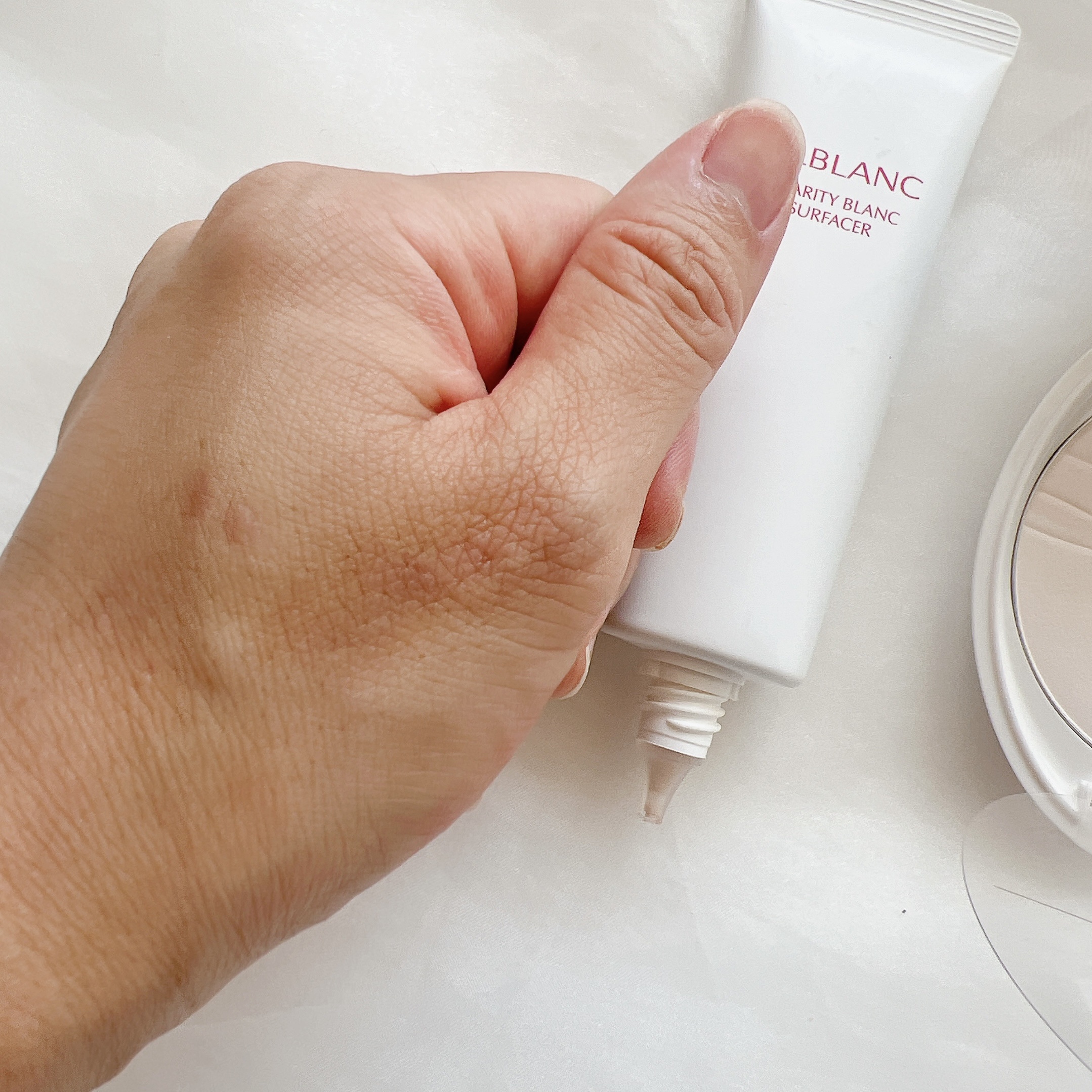 クラリティブラン サーフェイサー/ALBLANC/化粧下地を使ったクチコミ（3枚目）