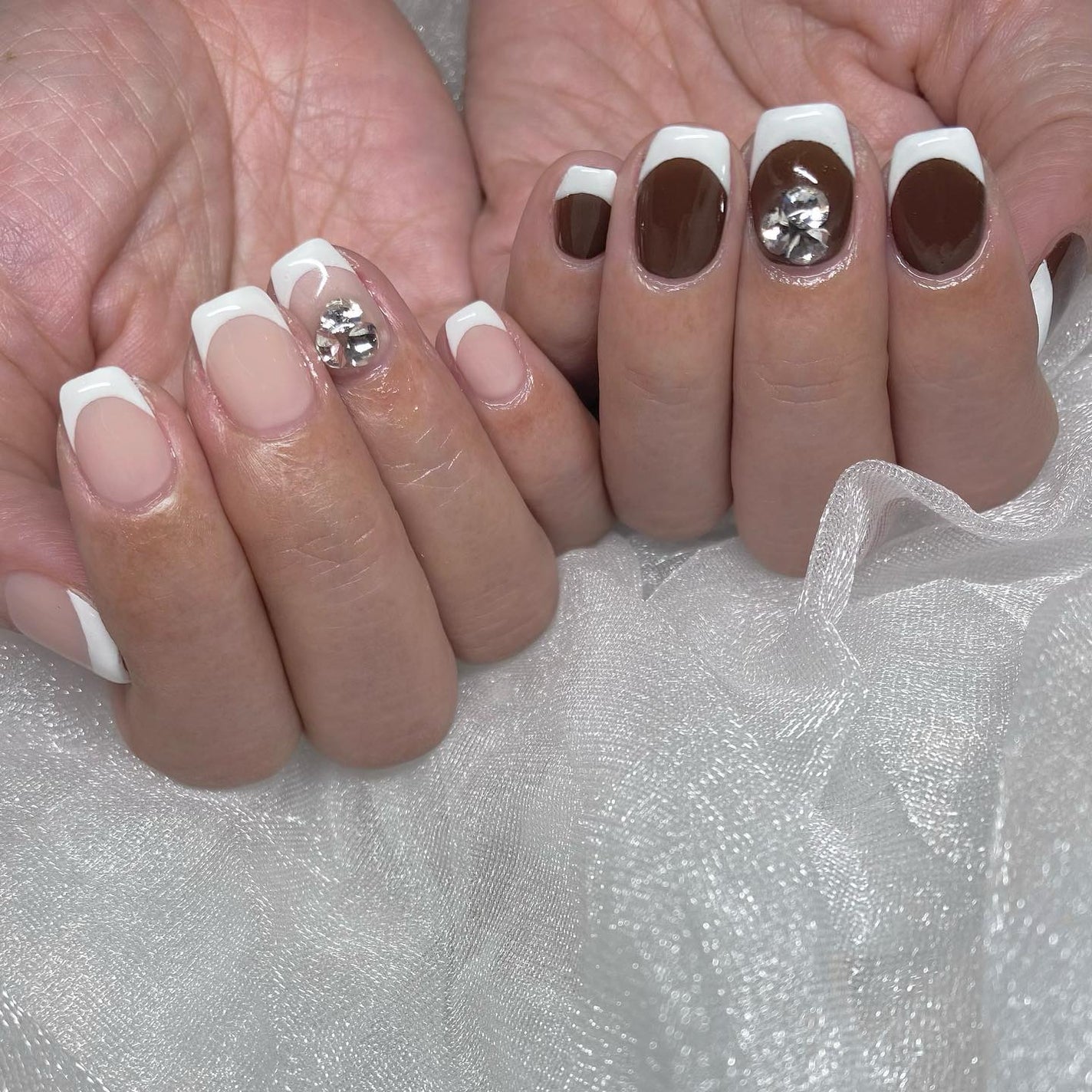 kanna on LIPS 「・・・𝒱𝒾𝓇𝓉𝓊𝒶𝓁𝒻𝓇𝑒𝓃𝒸𝒽💍✨スキンベージュ×ブラウンで..」(2枚目)