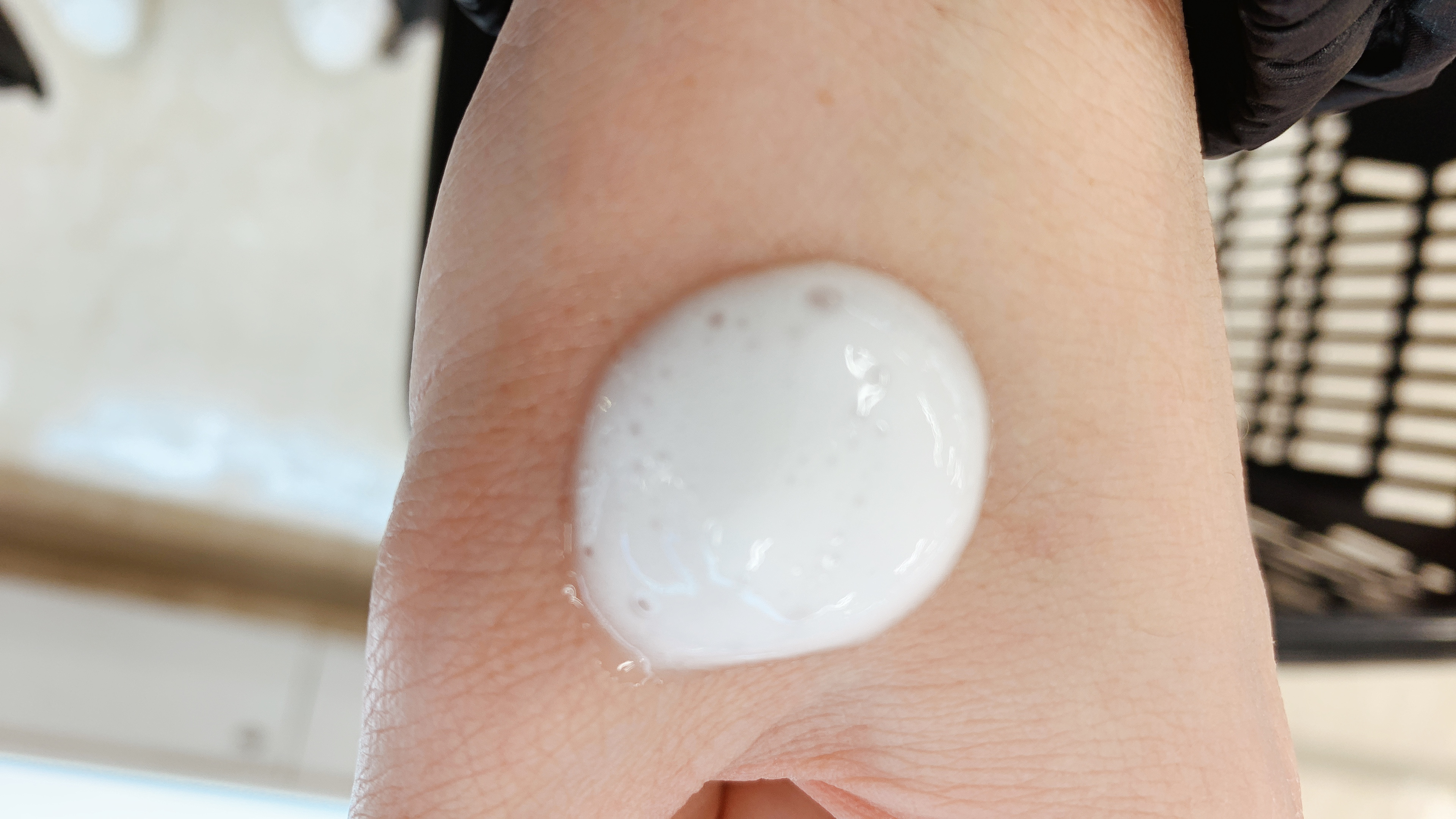 ソフィーナ iP 薬用シワ改善 泡セラム/SOFINA iP/美容液を使ったクチコミ（2枚目）