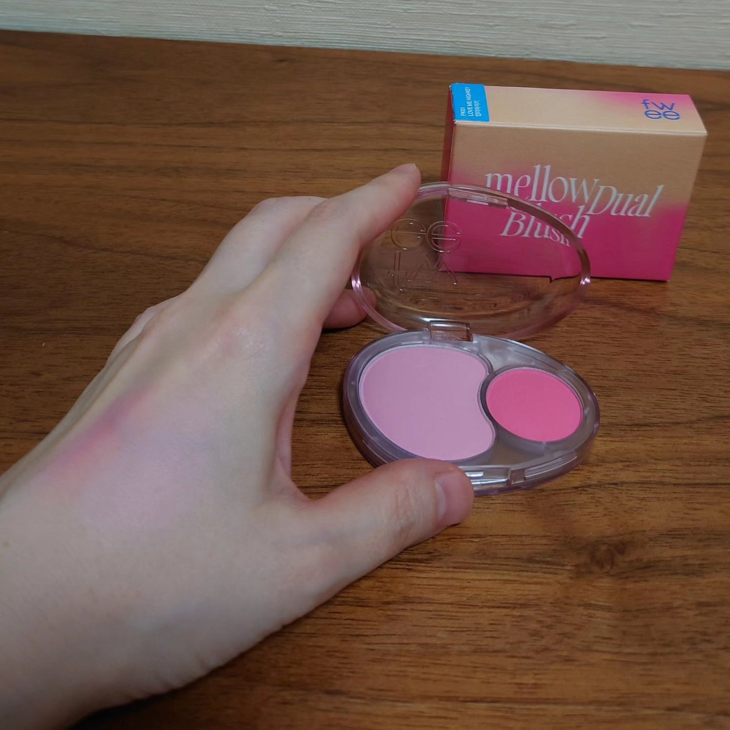 デュアルチークメロウ/fwee/ジェル・クリームチークを使ったクチコミ(2枚目)