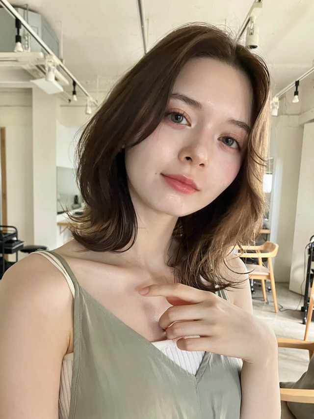 肌のきれいな女性