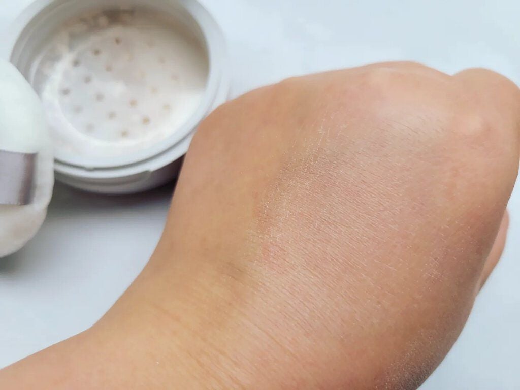 まきろい on LIPS 「レヴァ フェースパウダーUV【透明タイプ】SPF50+・PA+..」(3枚目)