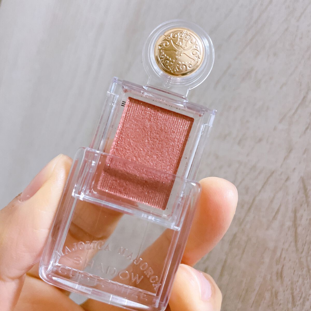 シャドーカスタマイズ/MAJOLICA MAJORCA/単色アイシャドウを使ったクチコミ(3枚目)