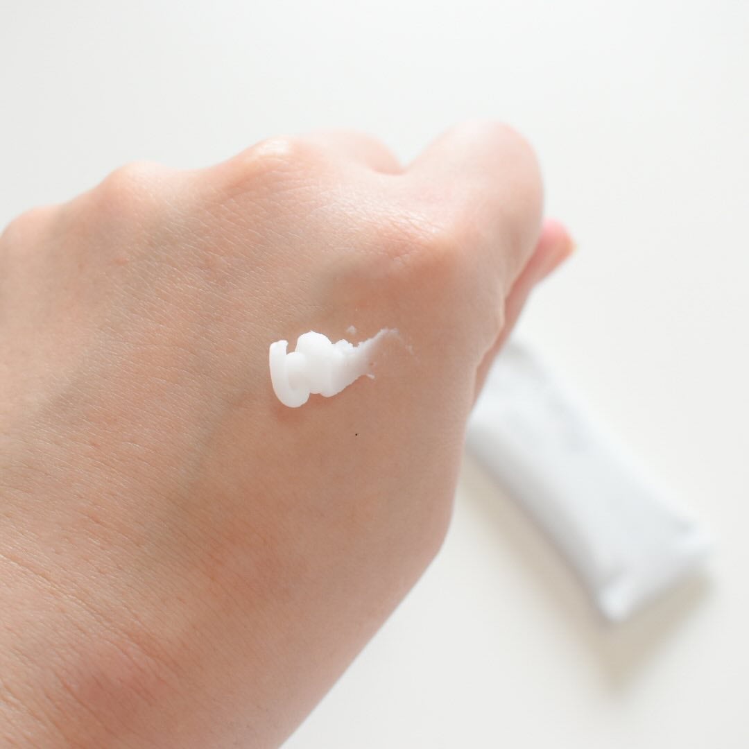 ソリッド パフューム ホワイトアプリコット/LUAFEE/練り香水を使ったクチコミ(2枚目)