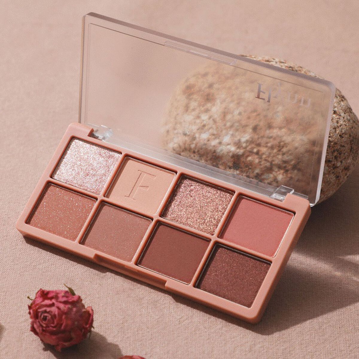 ヴァレンティノビューティー　GOクッション　ファンデーション GO クッション グロウ PINKPP｜ヴァレンティノ ビューティ公式